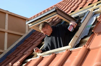 Pose de fenêtres de toit Velux à Lailly
